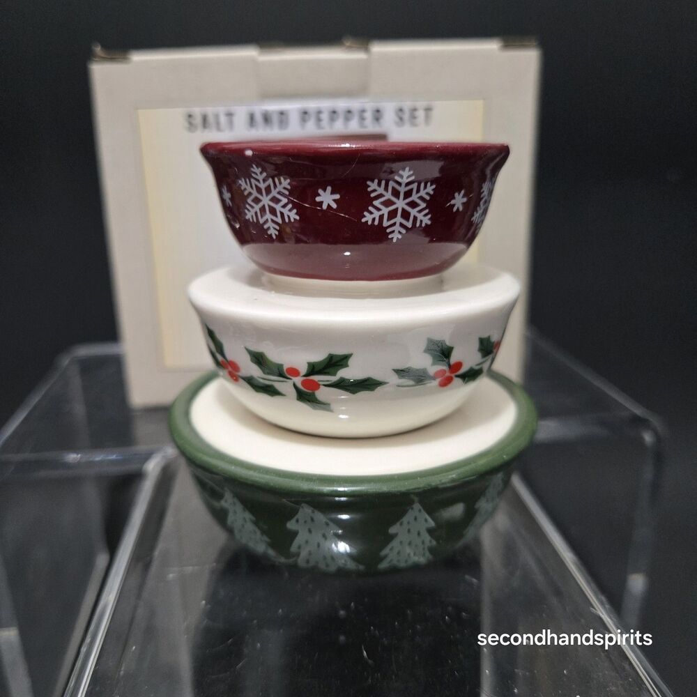 Salt and Pepper Set Christmas Mixer Bowl, Cracker Barrel NEW, BOXED